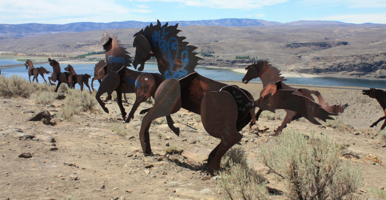 wild horses monument