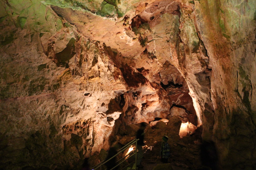 jewel cave
